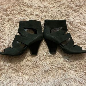 Franco Sarto Tucker Gladiator Sandal, sz 7 1/2.